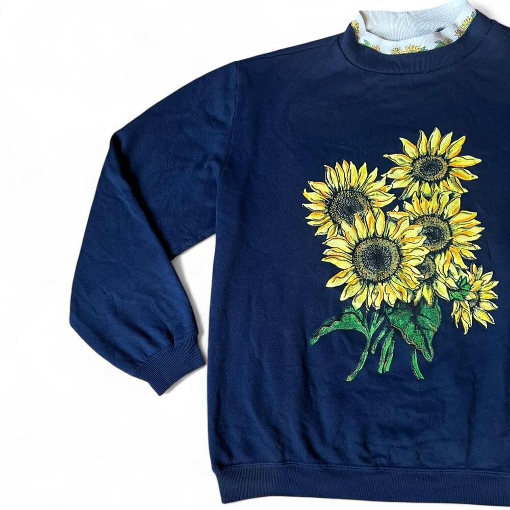 Vintage “Blair” 100% acrylic Navy blue glittery painted sunflower crewneck. - Picture 3 of 8